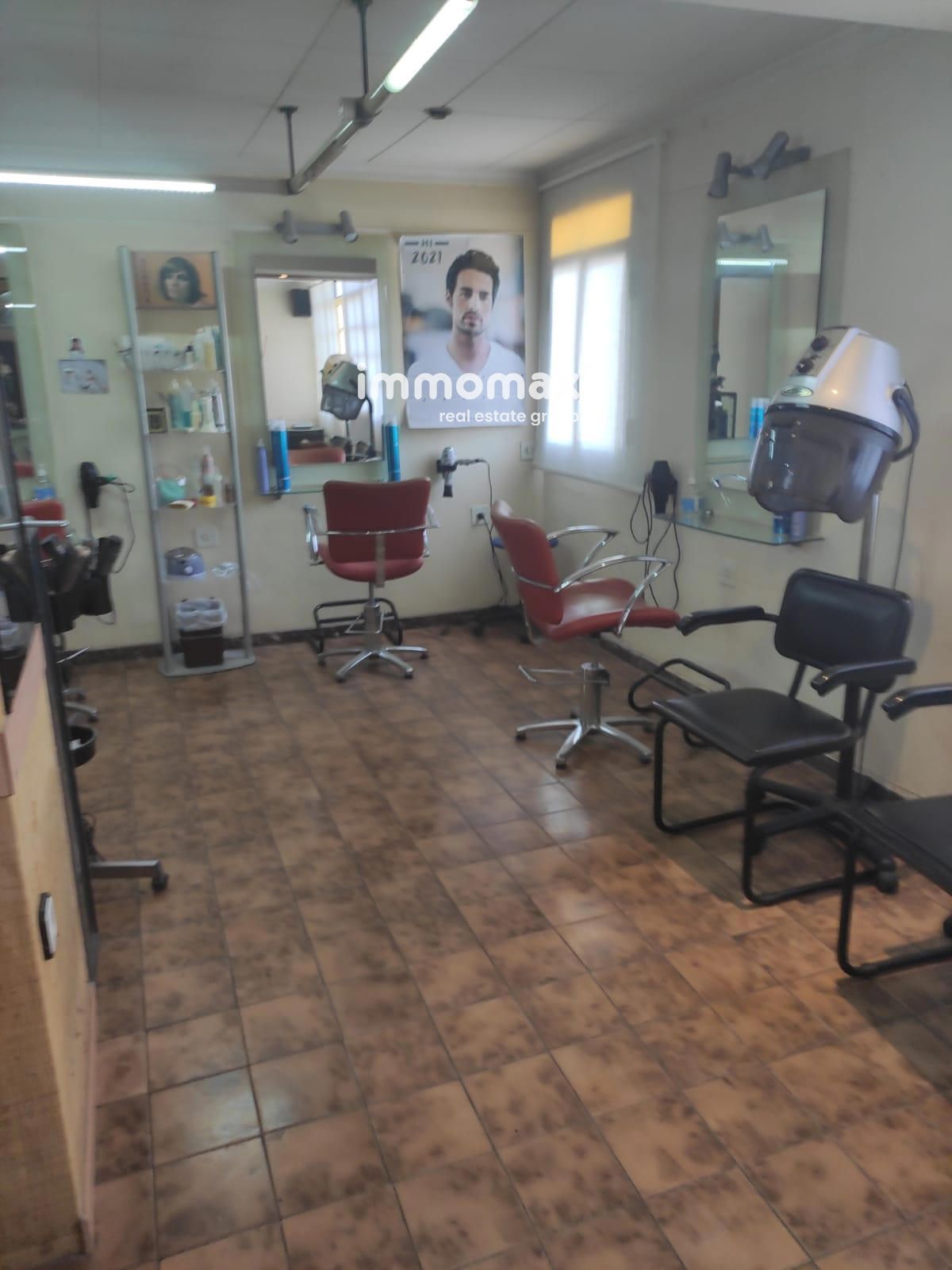 Local de lloguer en Cornellà de Llobregat