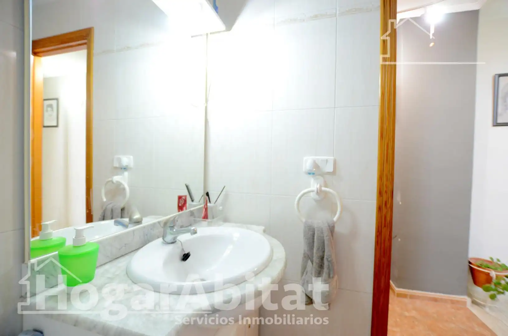 Baño de Casa o chalet en venta en Tavernes de la Valldigna con Aire acondicionado, Terraza y Amueblado