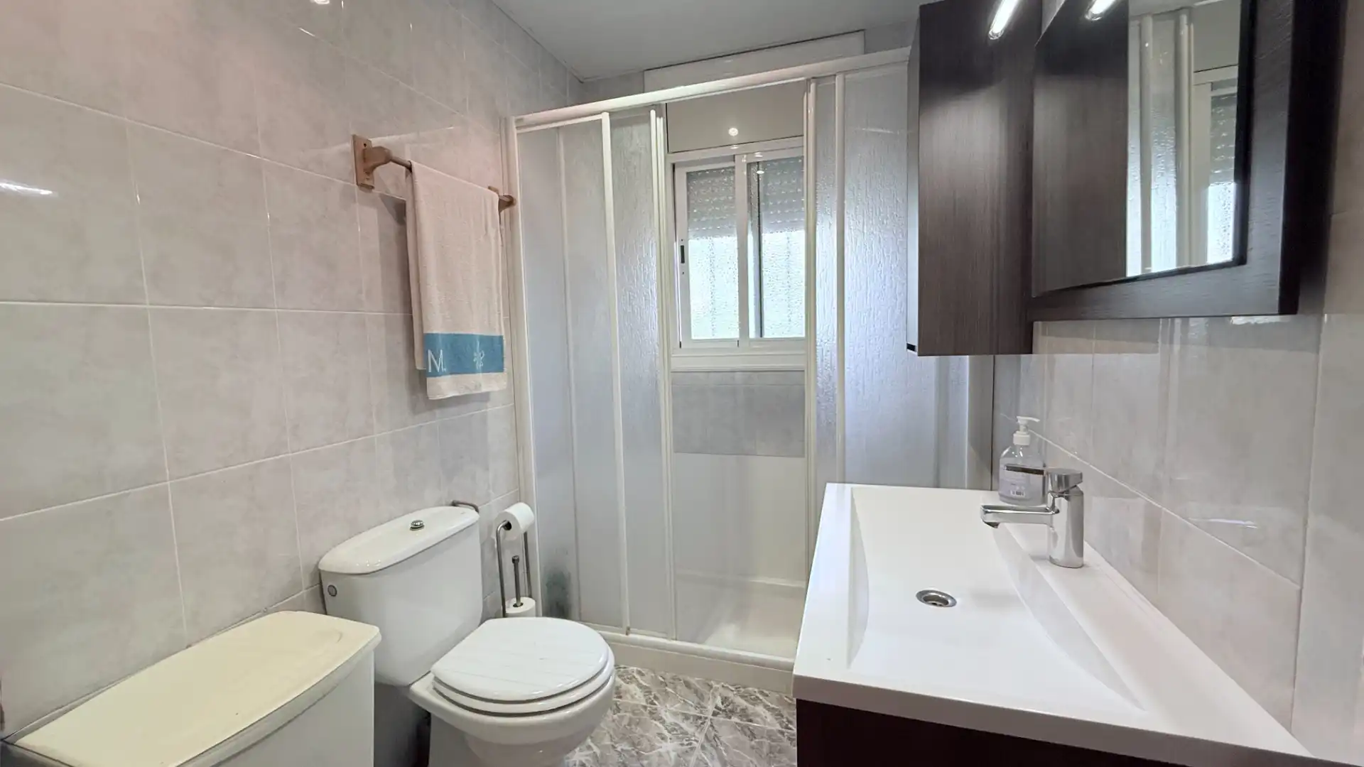 Baño de Casa o chalet en venta en La Torre de Claramunt con Calefacción, Jardín privado y Terraza