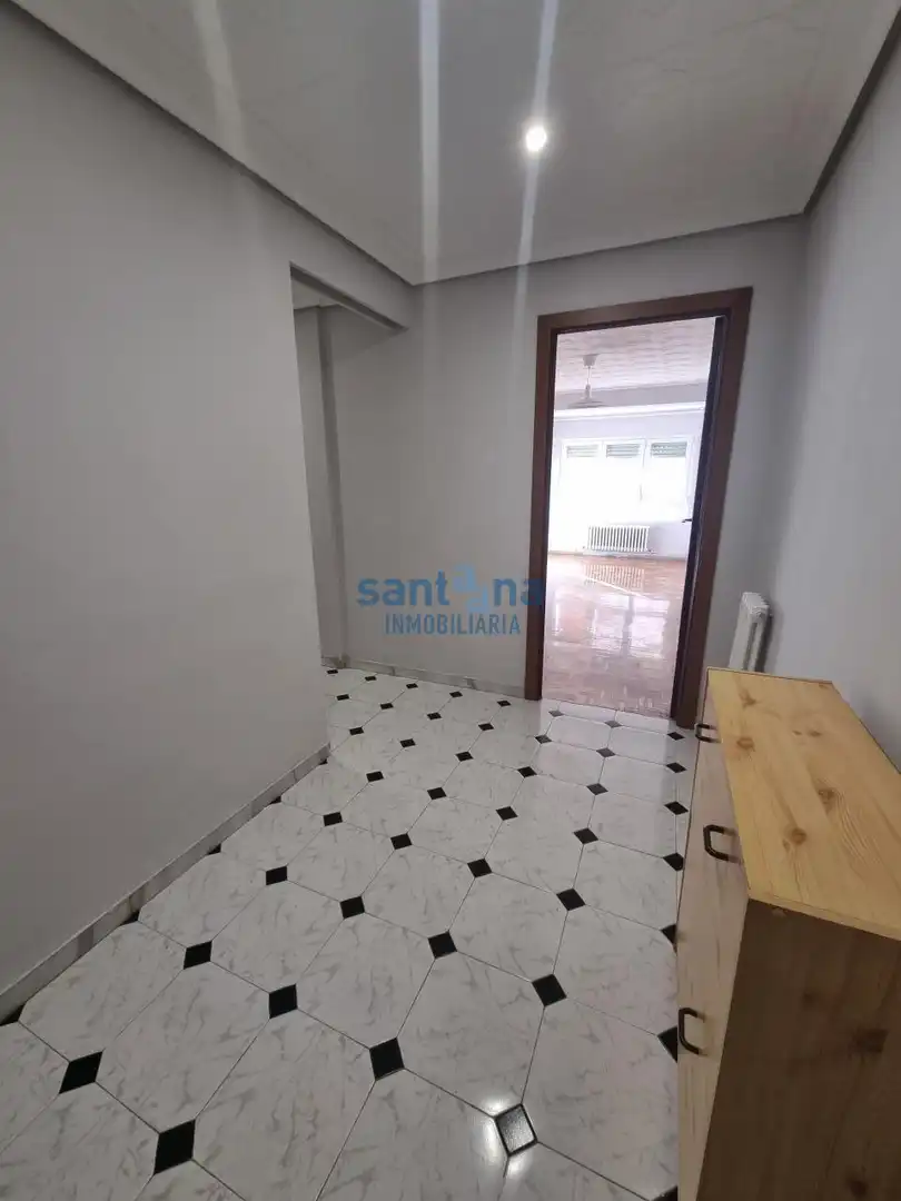 Bedroom of Flat for sale in León Capital   with Heating, Parquet flooring and Terrace