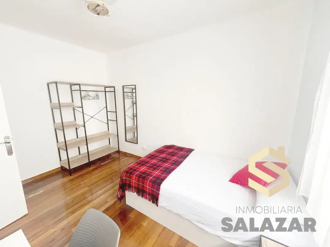 Habitación de Piso de alquiler en Bilbao  con Calefacción