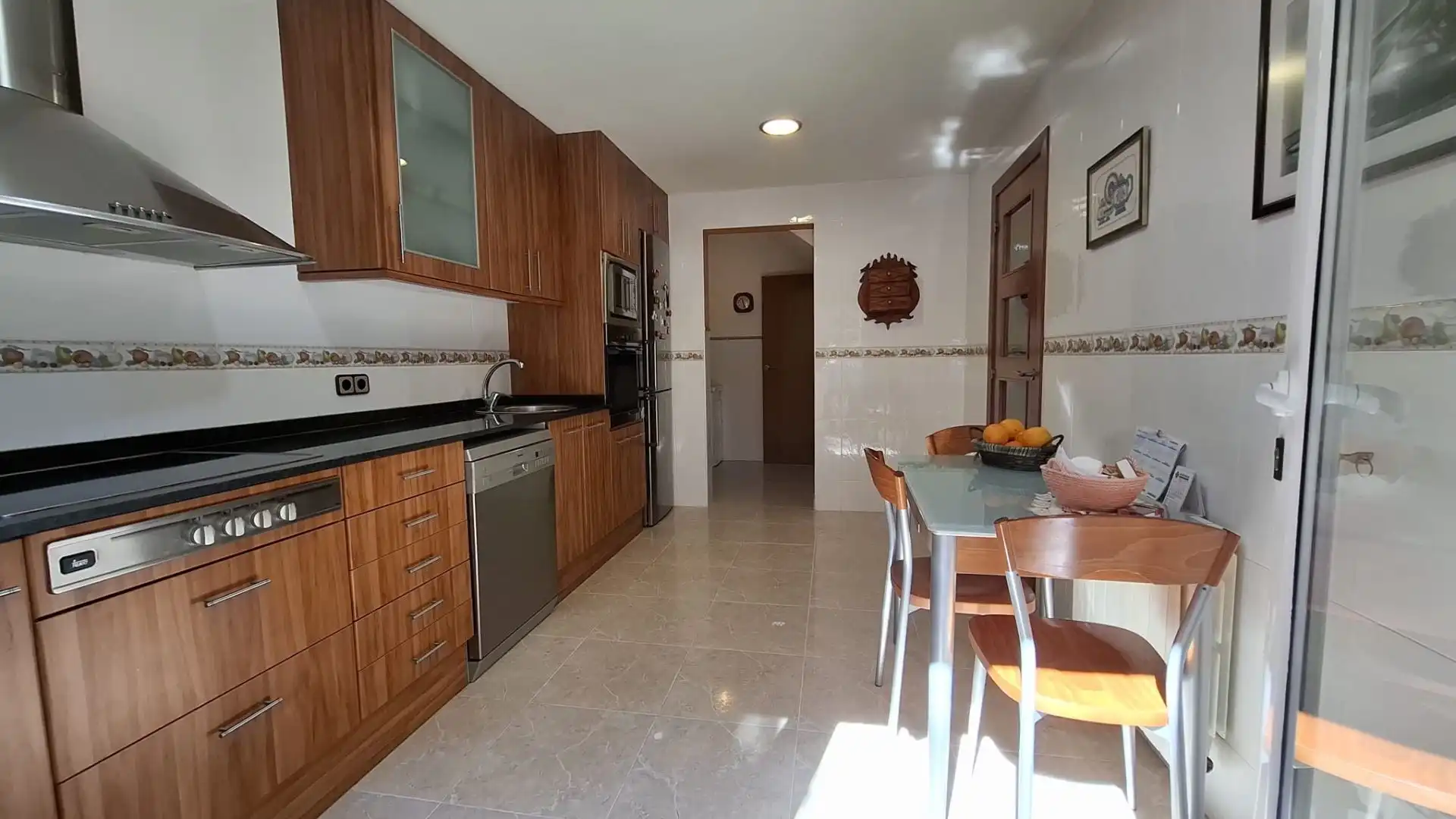 Cocina de Casa o chalet en venta en Vallirana con Calefacción y Terraza