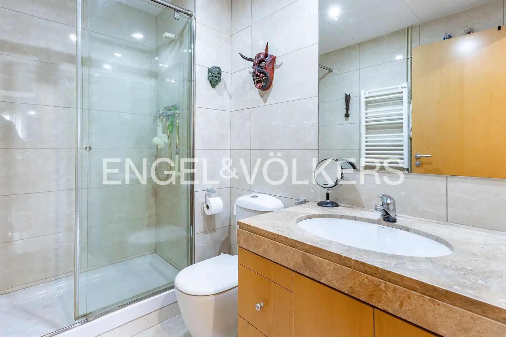 Baño de Piso en venta en Badalona con Aire acondicionado, Calefacción y Terraza