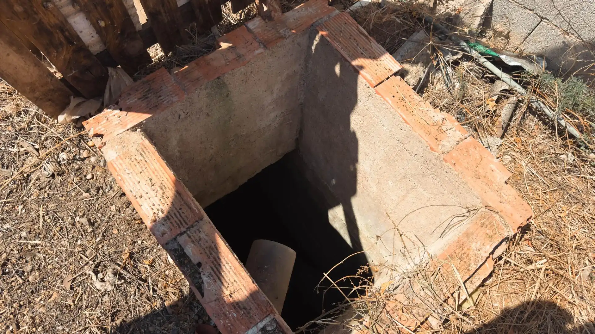 Vista exterior de Nave industrial en venta en Murcia
