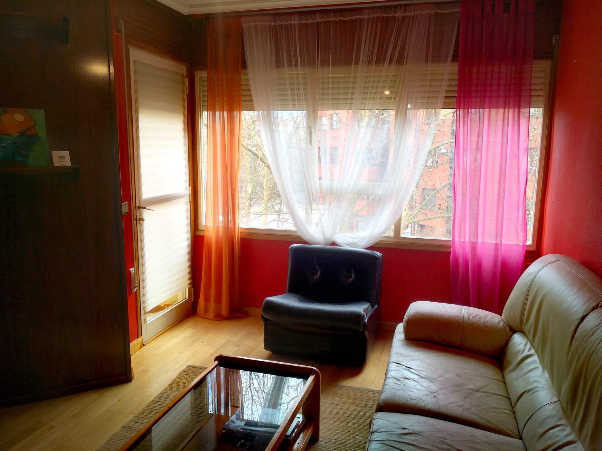 Sala de estar de Piso en venta en Ponferrada con Terraza, Trastero y Amueblado