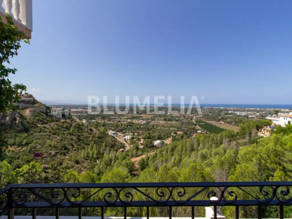 Houses for sale in Calle Hebe, La Pedrera - Vessanes