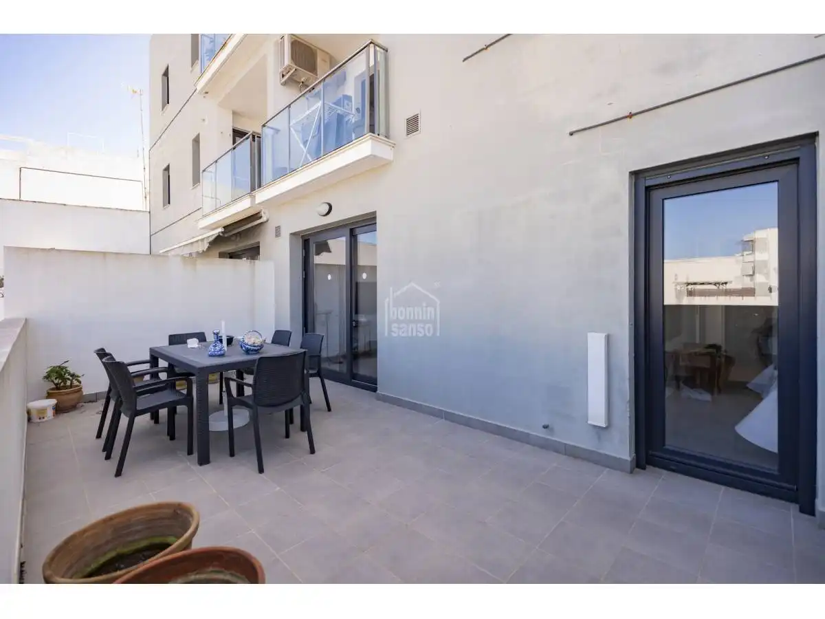 Terraza de Apartamento en venta en Maó - Mahón con Calefacción, Terraza y Piscina