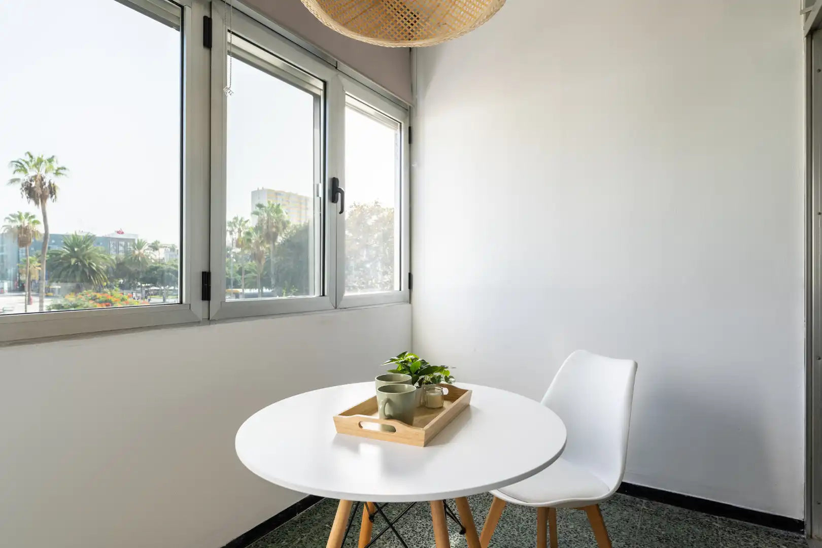 Dining room of Study for rent in Las Palmas de Gran Canaria  with Oven, Washing machine and Balcony