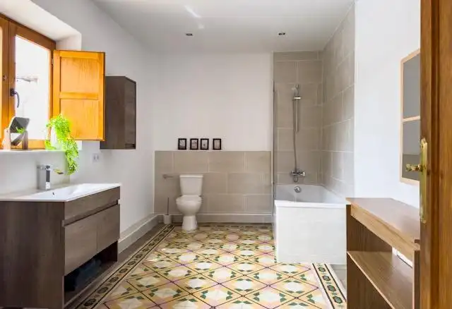 Baño de Finca rústica en venta en Huéscar con Aire acondicionado, Calefacción y Jardín privado