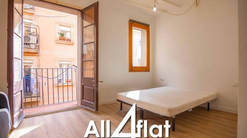 Foto 2 de Estudi de lloguer a Lluna, El Raval, Barcelona