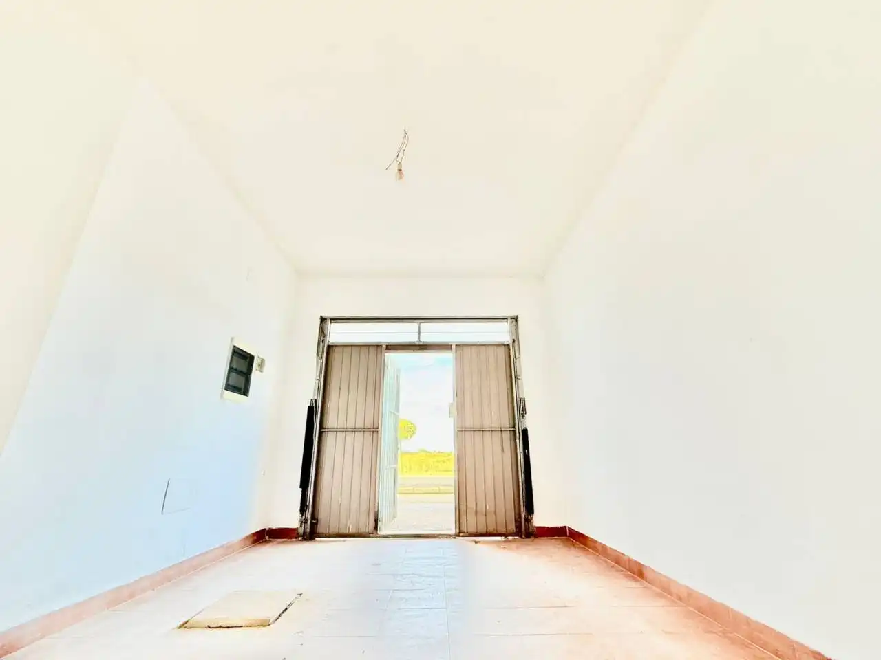 Casa adosada en venta en Miguel Esteban con Alarma y Piscina comunitaria
