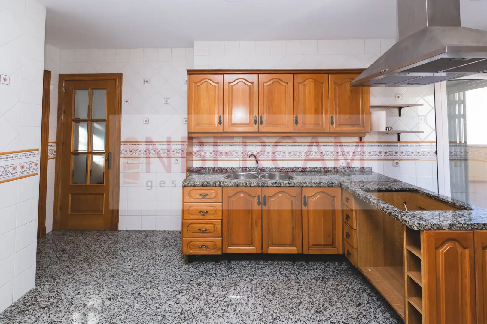 Küche von Einfamilien-Reihenhaus zum Verkauf in El Ejido mit Privatgarten, Terrasse und Balkon
