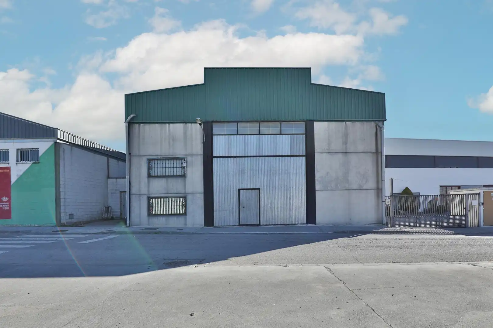 Industrial buildings for sale in Calle Atalaya, Alcalá la Real