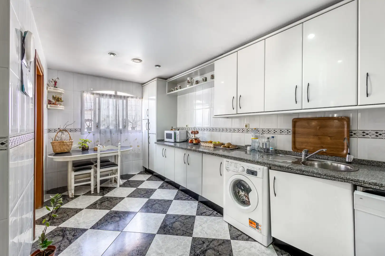 Kitchen of Duplexes for sale in Jerez de la Frontera  with Air Conditioner and Terrace