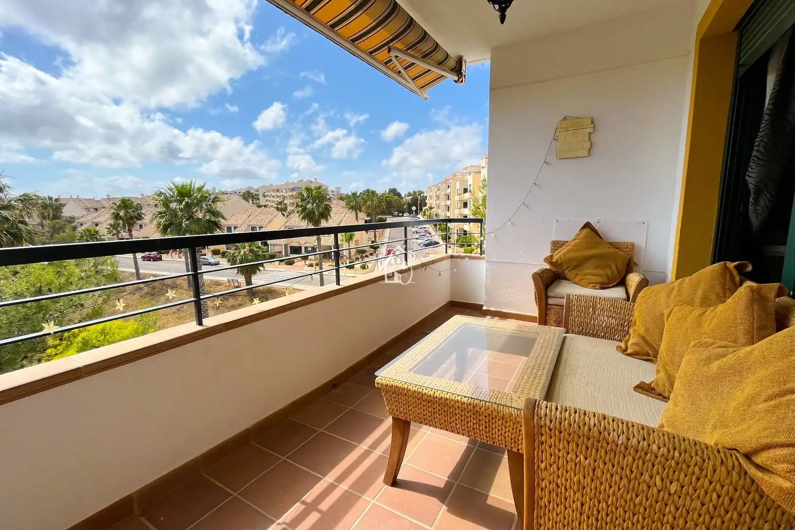 Terrassa de Pis de lloguer en Orihuela amb Aire condicionat, Piscina i Moblat