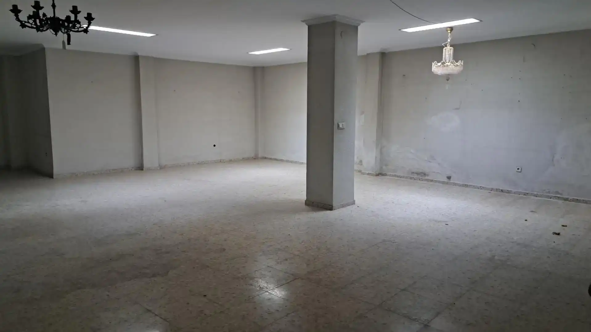 Geschaftsraum zur Miete in Almendralejo