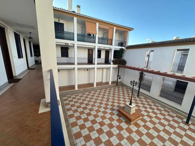 Piso en Venta en Calle Acera del Arrecife en Campo de la Verdad - Miraflores