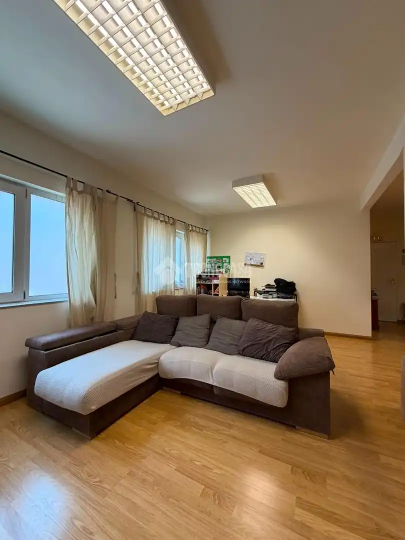 Wohnzimmer von Wohnung zum Verkauf in Madrid mit Klimaanlage