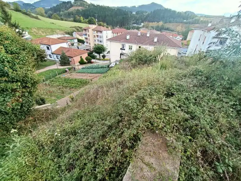 Terreno residenziale in vendita a Mallabia, imagen 2