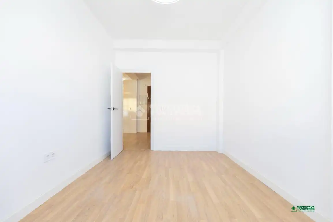 Habitación de Piso en venta en Almería