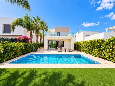 Villa con piscina in vendita a Algorfa