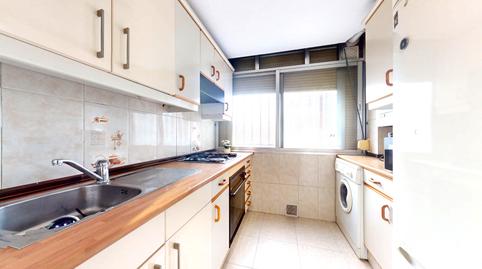 Foto 5 de Piso en venta en Avenida Rey Juan Carlos I, Zarzaquemada, Leganés