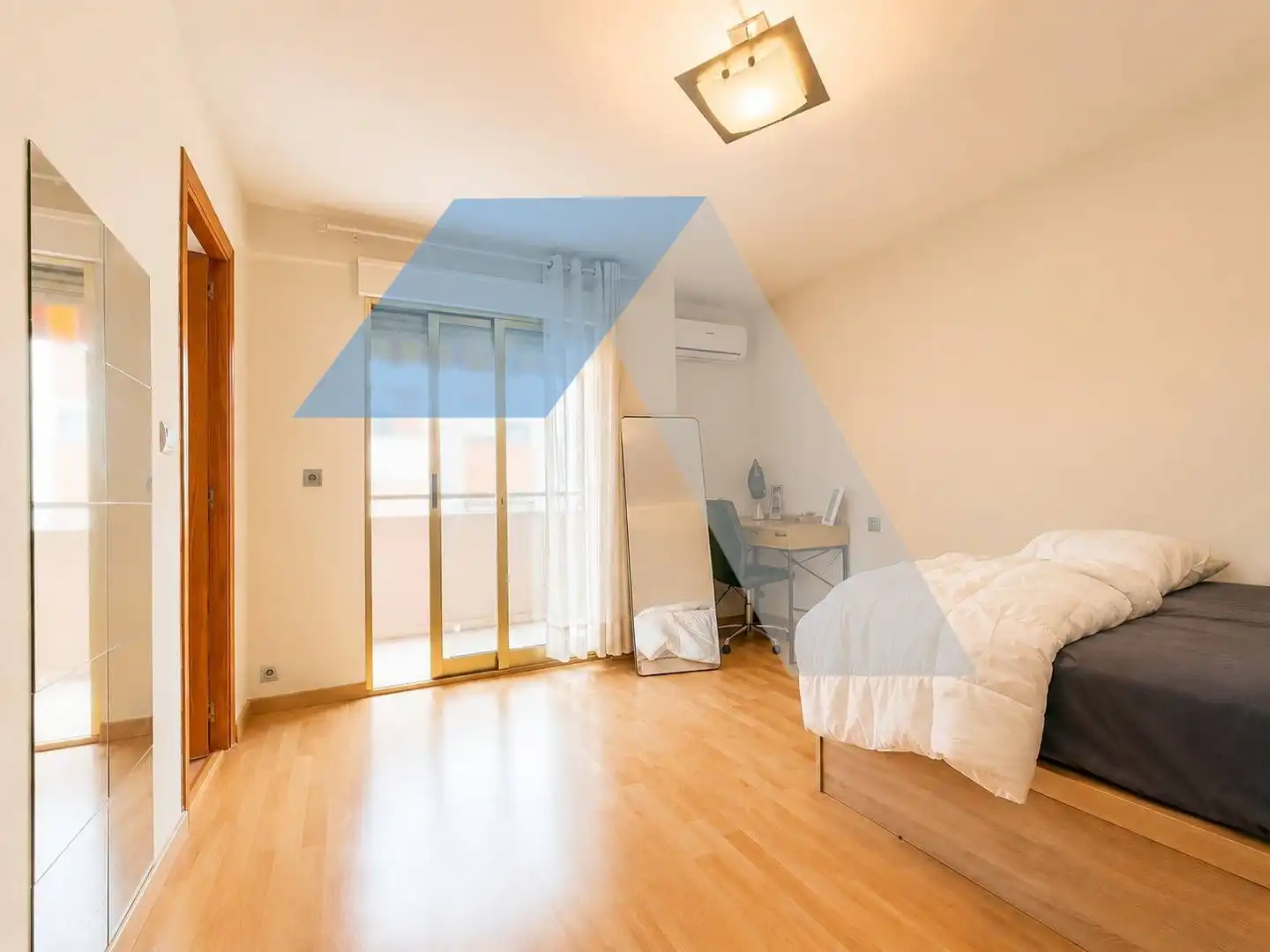Schlafzimmer von Wohnungen zum Verkauf in San Vicente del Raspeig / Sant Vicent del Raspeig mit Klimaanlage, Terrasse und Möbliert