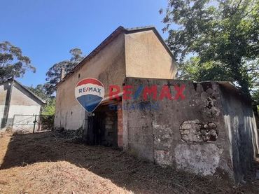 Casa amb jardí en venda a A Cañiza