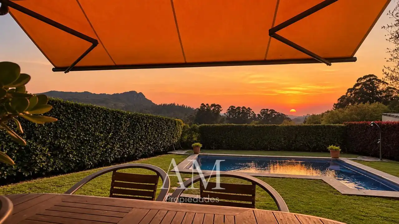 Detached house with pool for sale in Zamanes, imagen 10