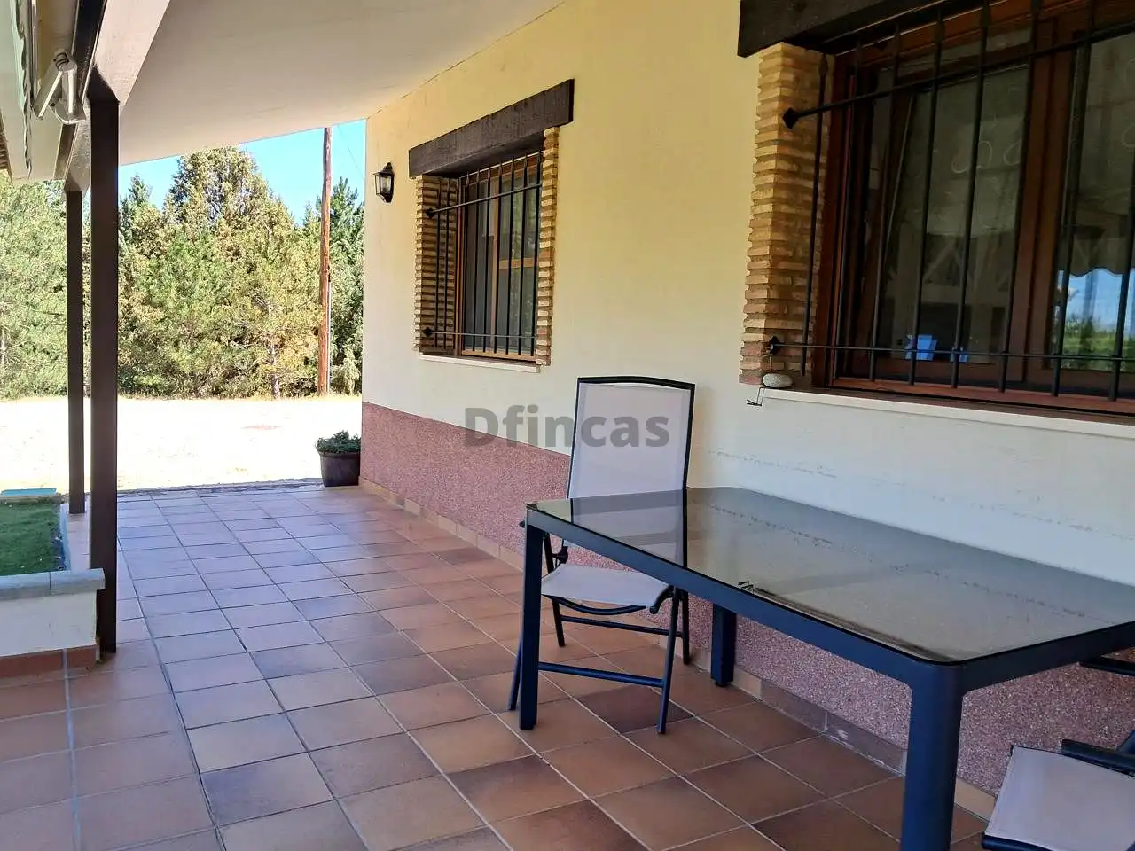 Terrassa de Casa o xalet en venda en Teruel amb Aire condicionat, Calefacció i Jardí privat