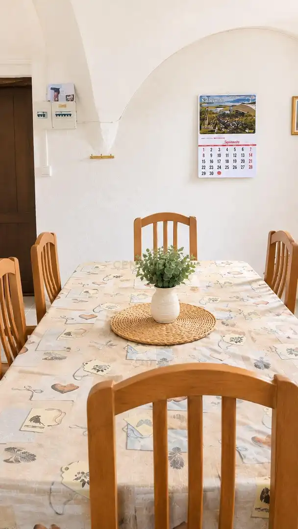 Casa amb terrassa en venda a Calle Maestra Eulalia Cadenas, 16, Valdefuentes, Spain, imagen 3