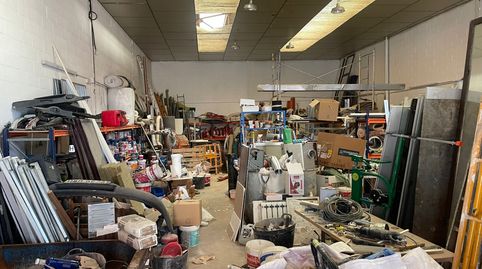 Venta de Nave Industrial en el Corazón de La Portalada, imatge 3