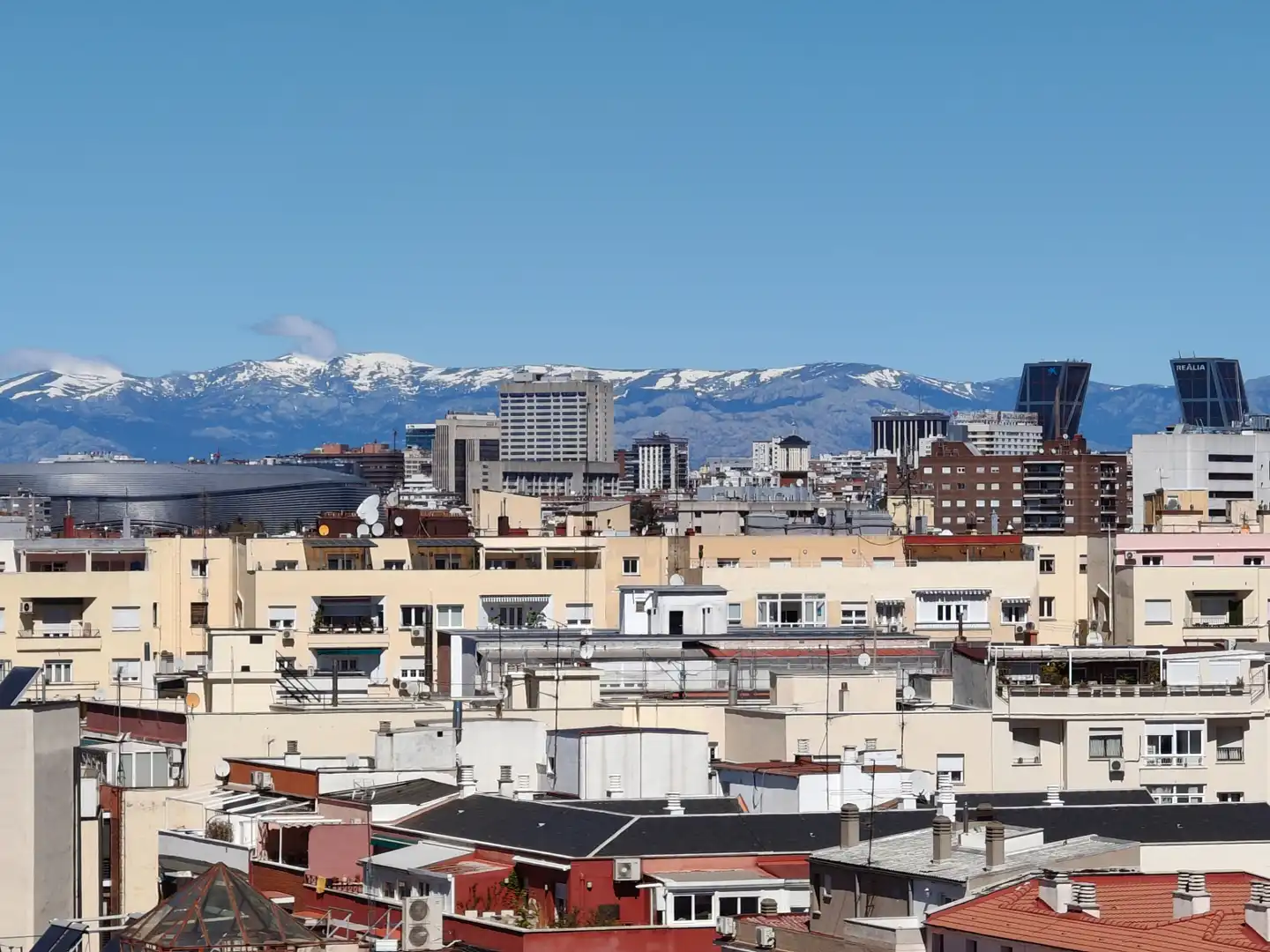 Exterior view of Flat for sale in Madrid  with Air Conditioner, Heating and Balcony