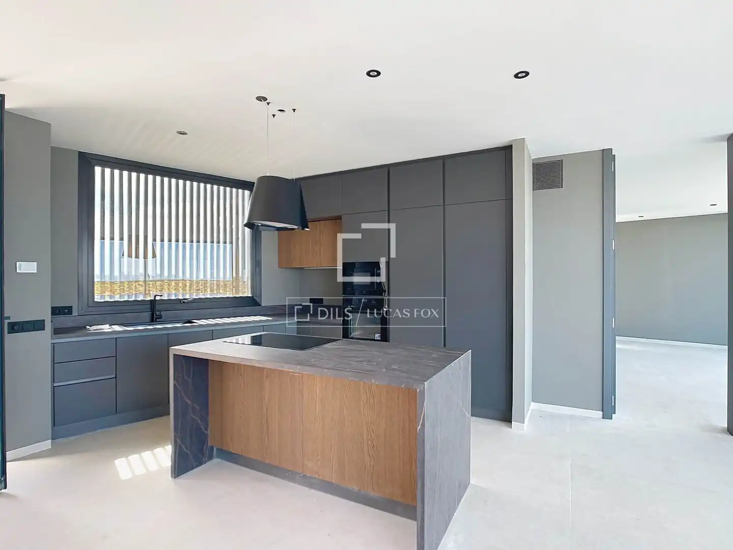 Kitchen of Houses for sale in Es Mercadal  with Air Conditioner, Private garden and Terrace