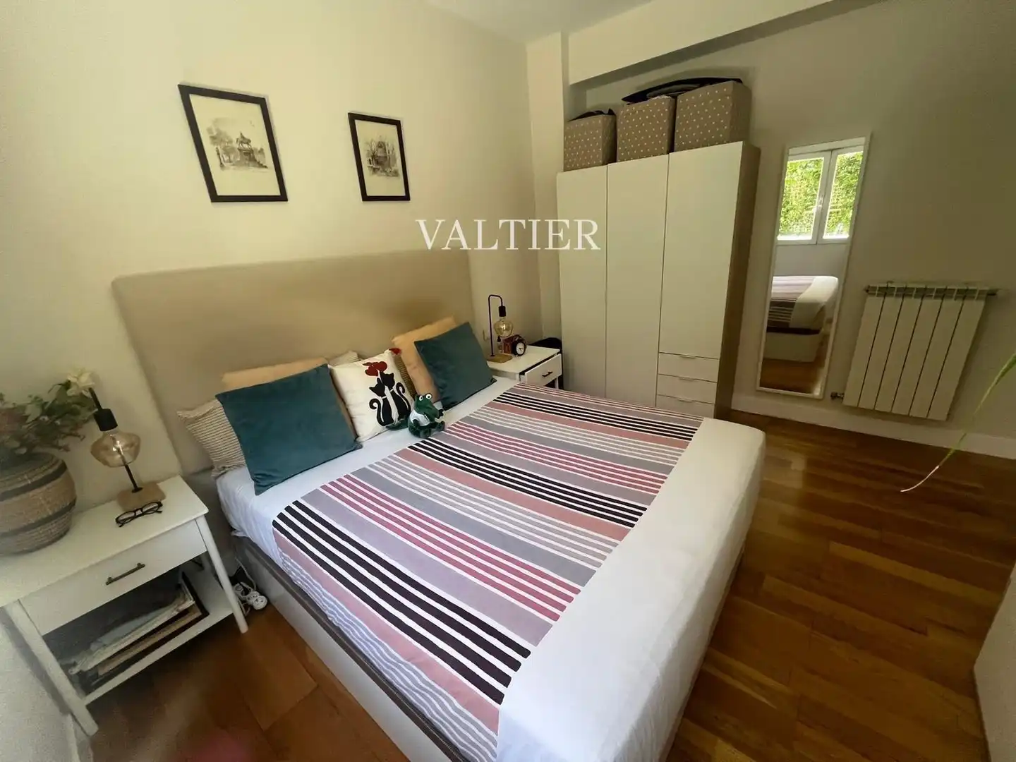 Habitación de Piso de alquiler en Madrid con Aire acondicionado, Trastero y Amueblado