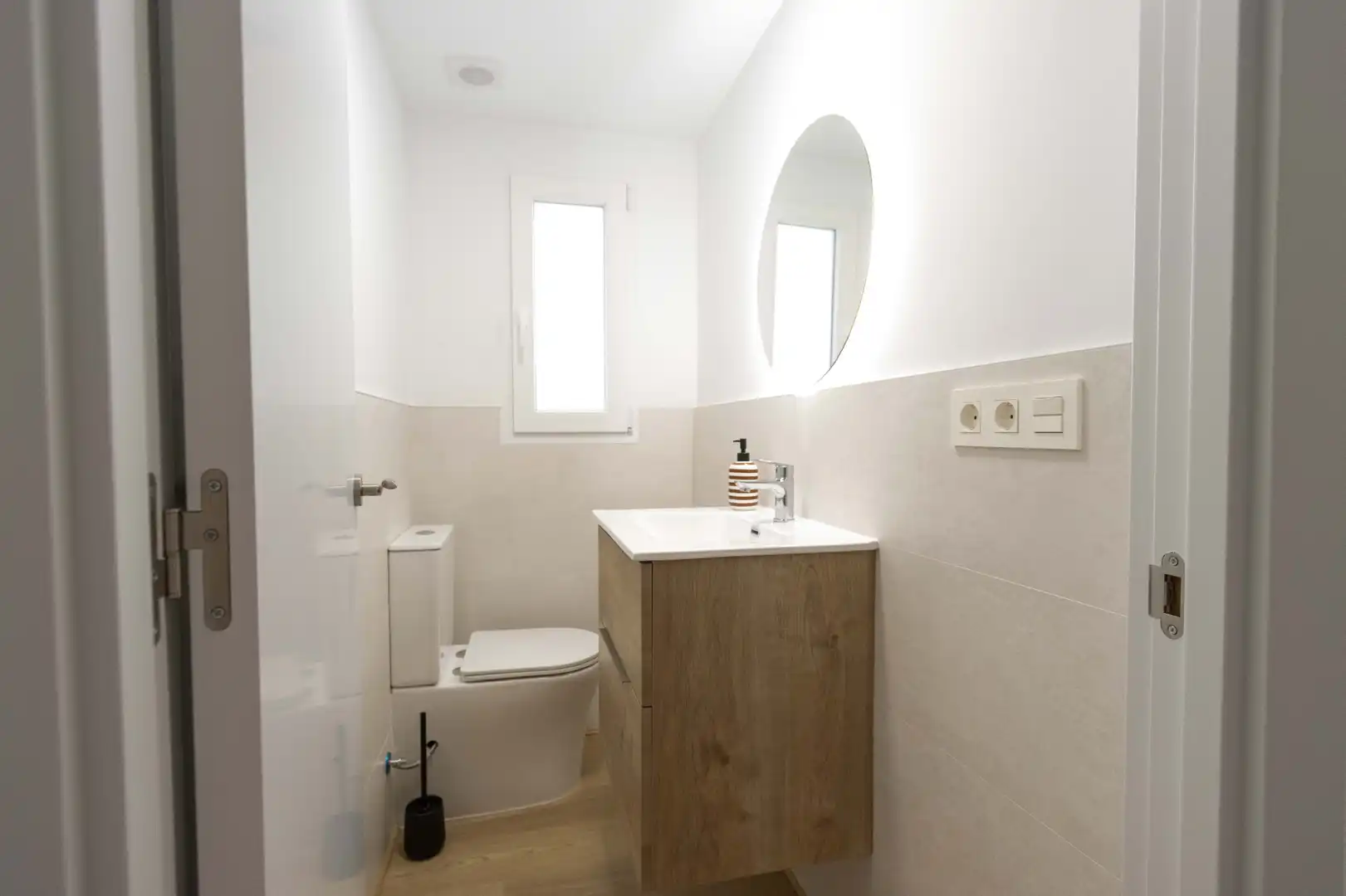 Wohnung zur Miete in Avenida Hermanos Bou, imagen 7