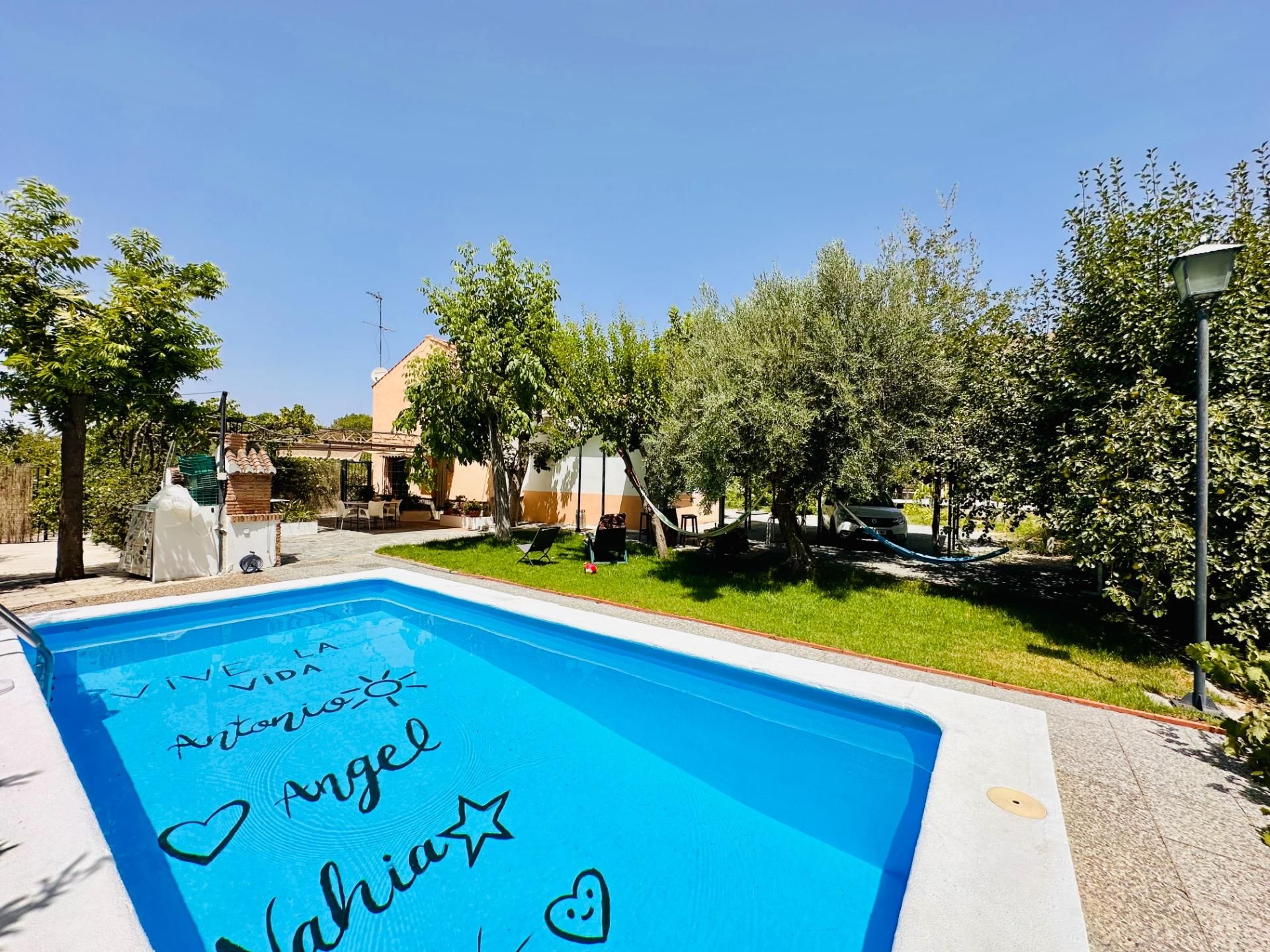 Piscina de Finca rústica en venta en Monachil con Aire acondicionado, Calefacción y Jardín privado