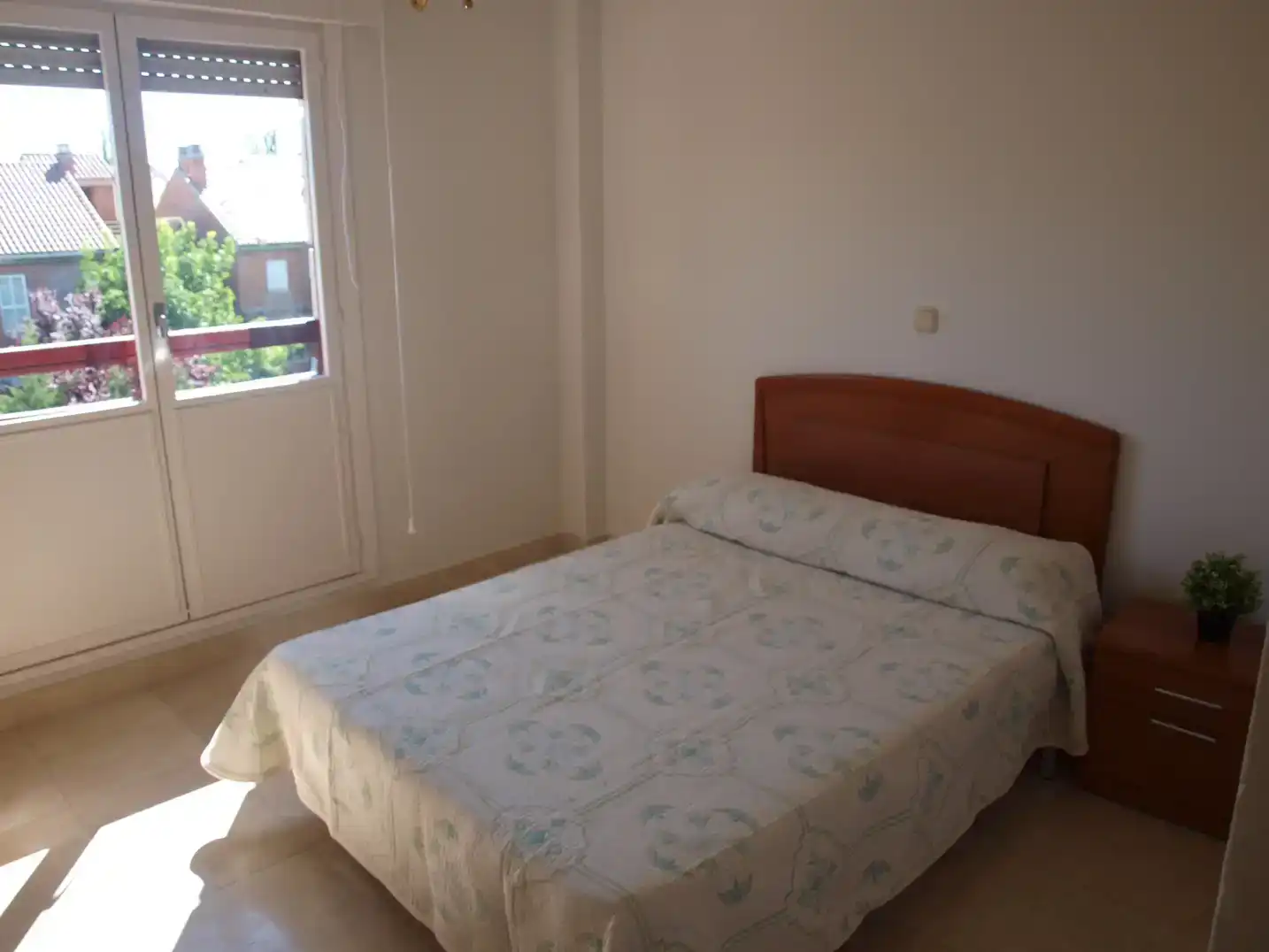 Bedroom of Houses for rent in Simancas  with Private garden, Storage room and Furnished
