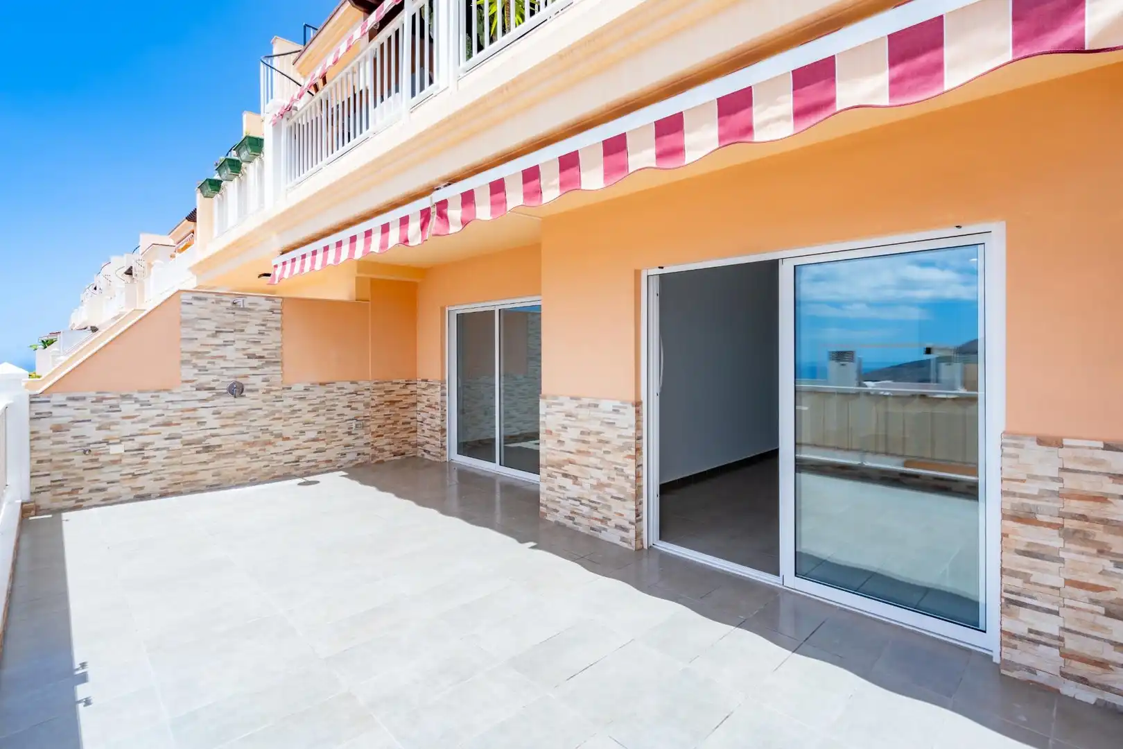Apartamento de alquiler en Calle Tinguafaya, Chayofa