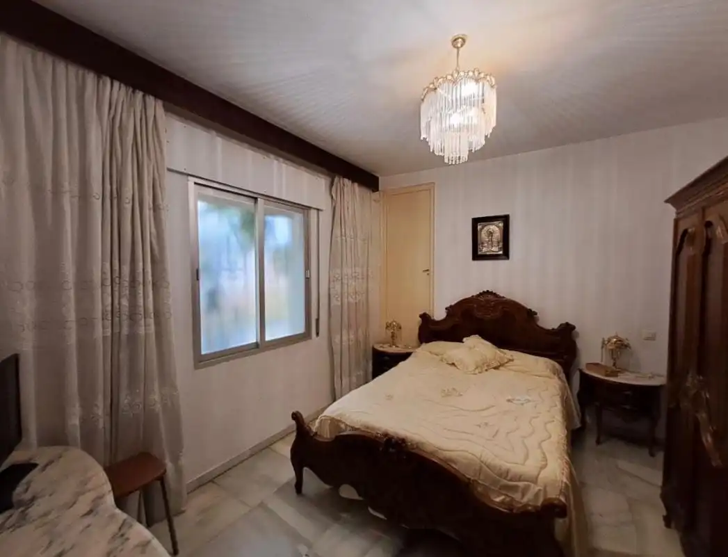 Bedroom of Buildings for sale in Marbella