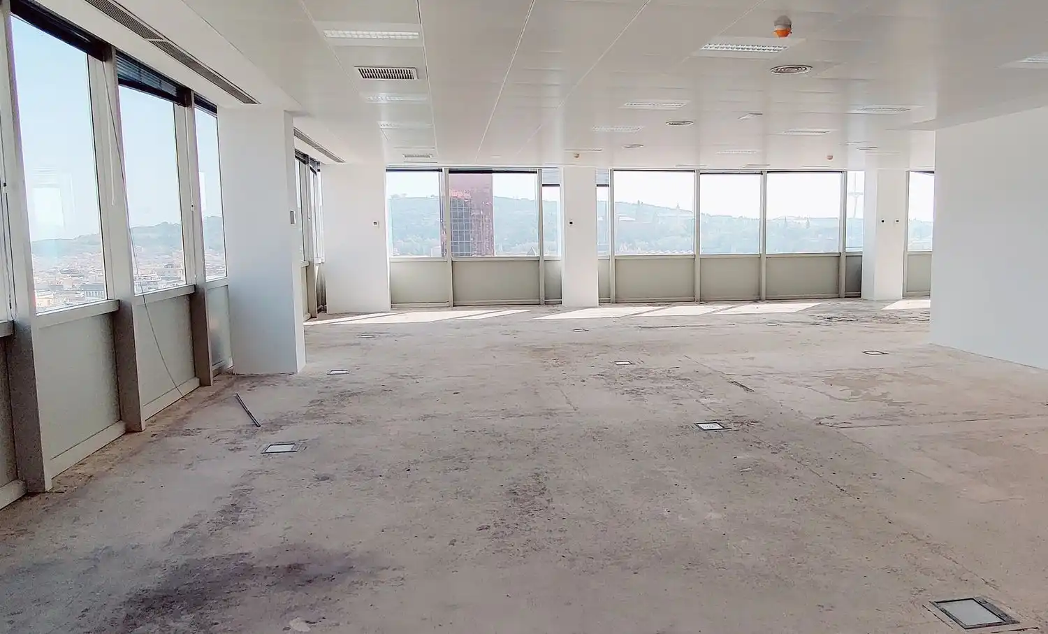 Oficina de alquiler en  Barcelona Capital con Aire acondicionado