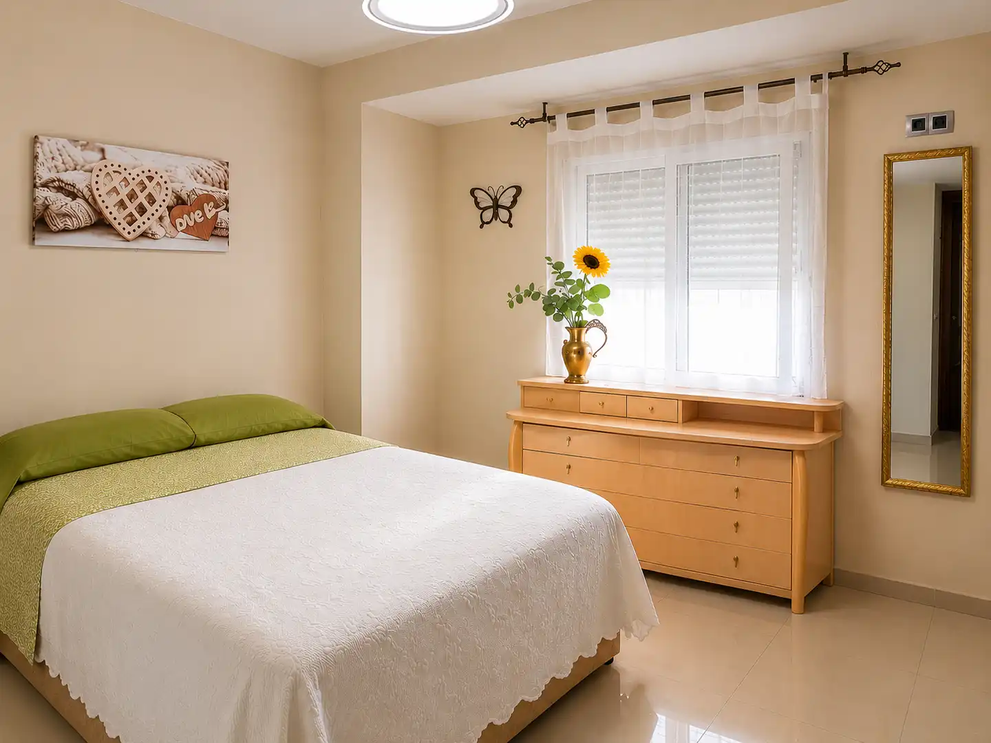 Bedroom of Flat for rent in Córdoba  with Air Conditioner, Heating and Terrace