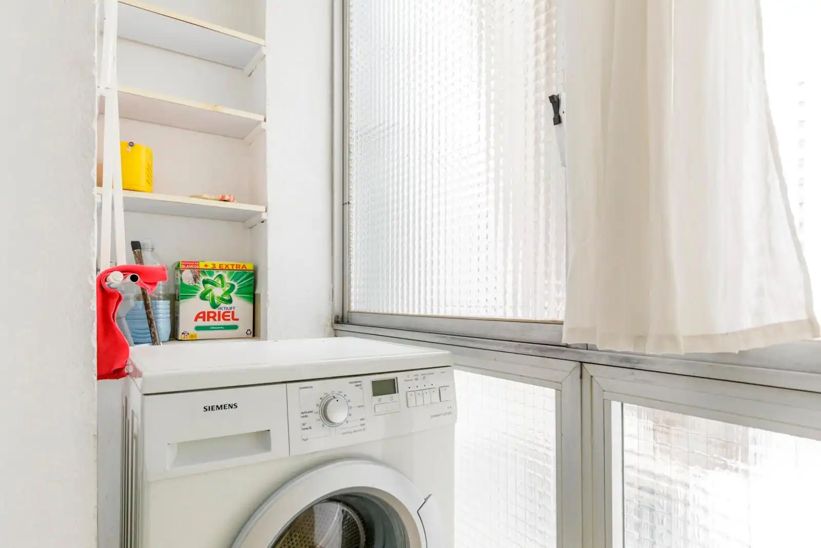 Bedroom of Flat for sale in Zaragoza  with Air Conditioner, Terrace and Storage room