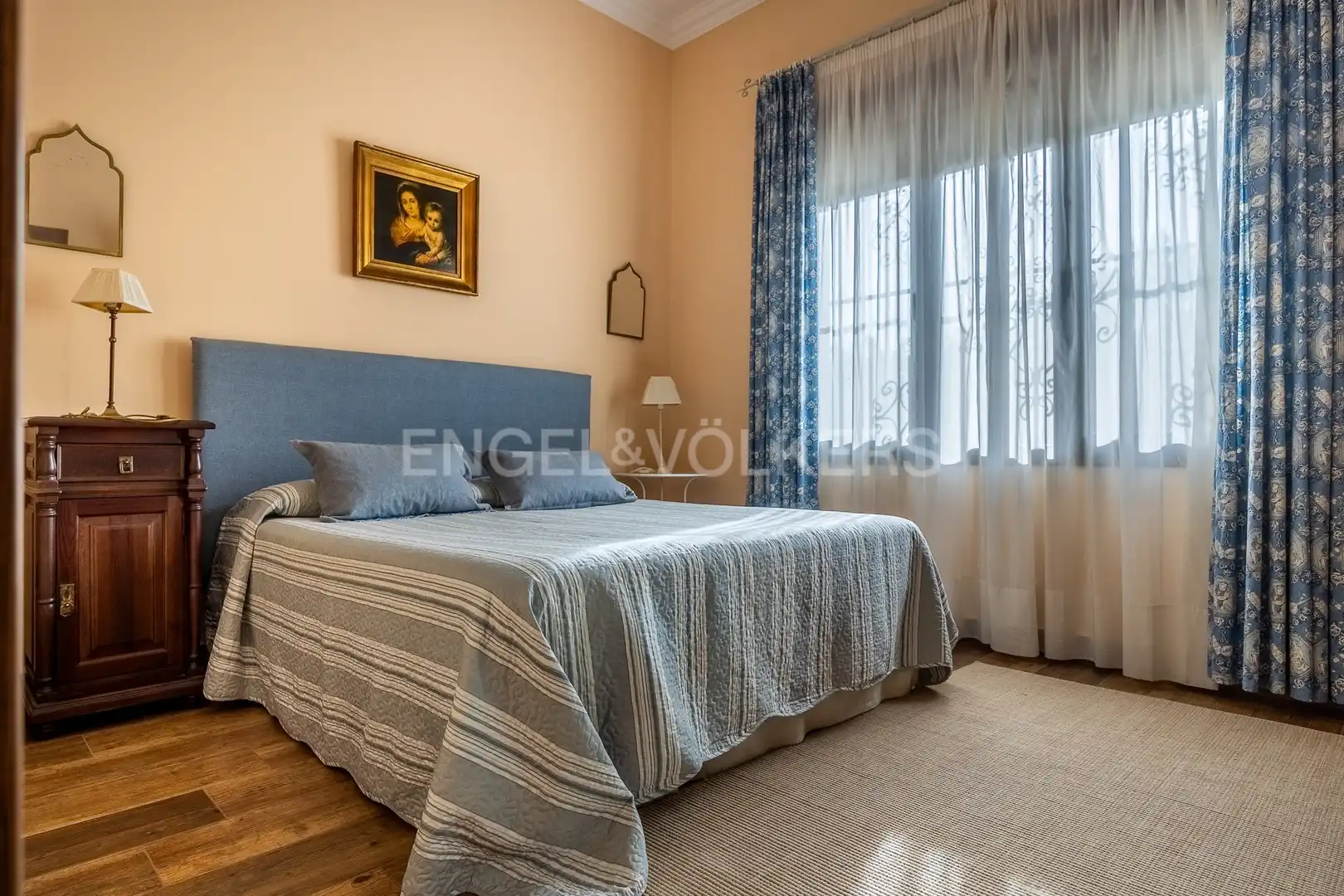 Habitación de Finca rústica en venta en Olivares con Calefacción, Jardín privado y Piscina