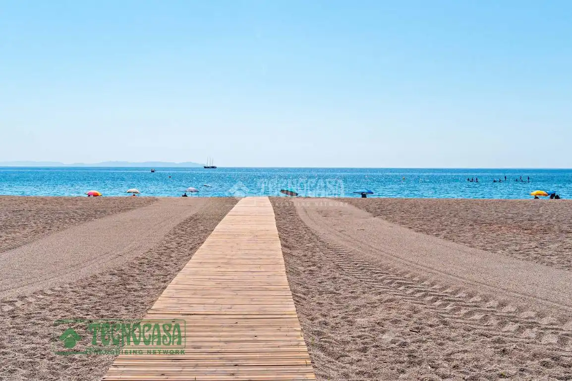 Wohnbaugrundstück zum Verkauf in Roquetas de Mar ciudad, imagen 7