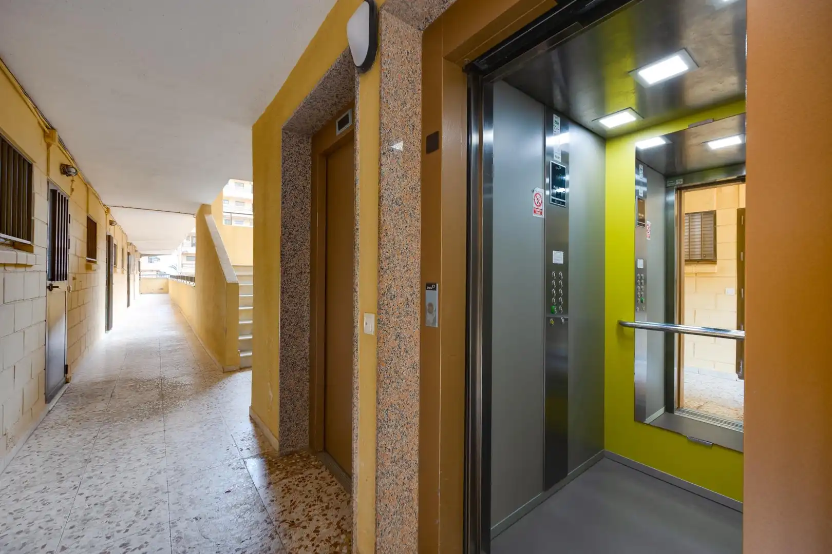 Apartament en venda en Torrevieja amb Aire condicionat, Terrassa i Moblat