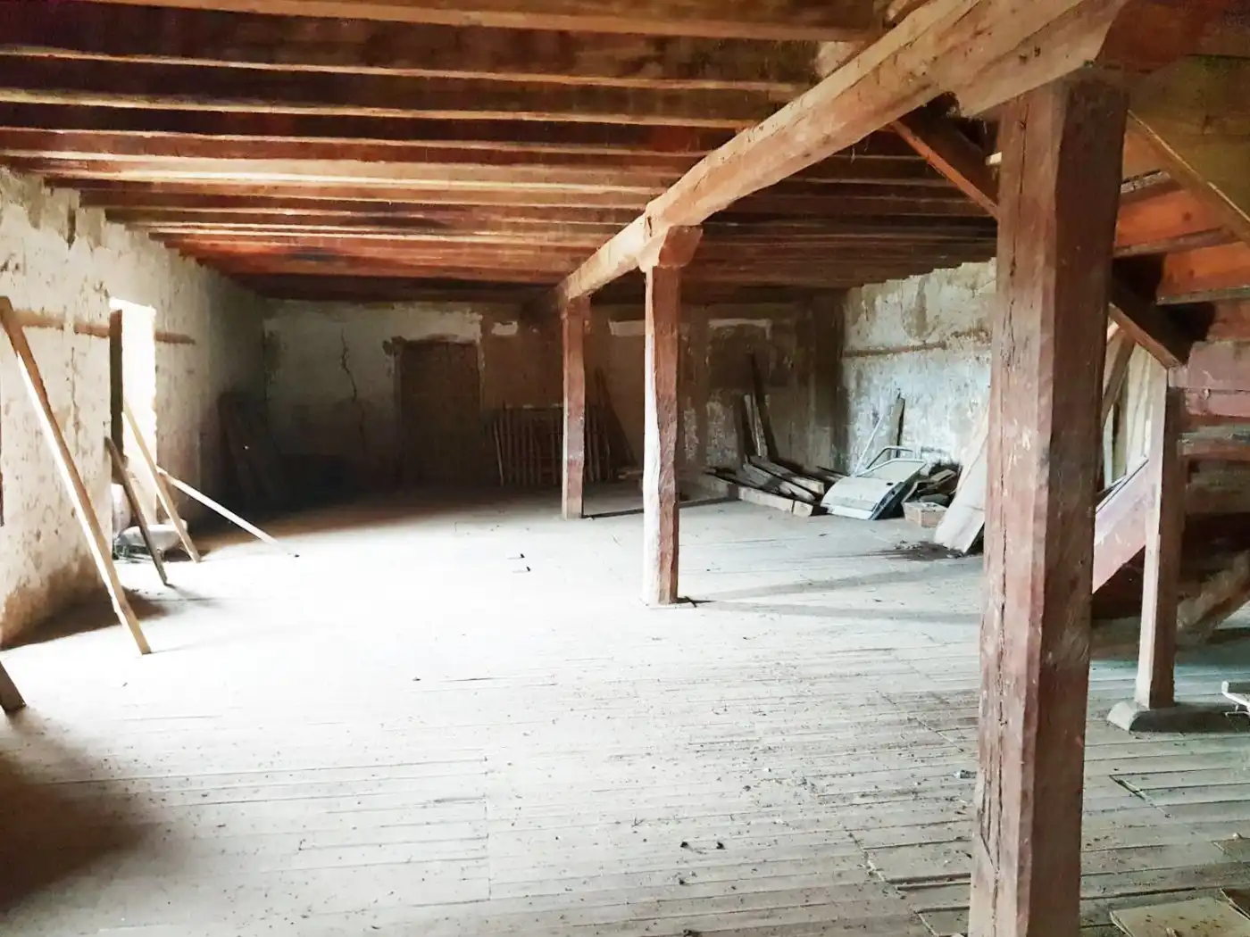 Buildings for sale in Matilla de los Caños del Río