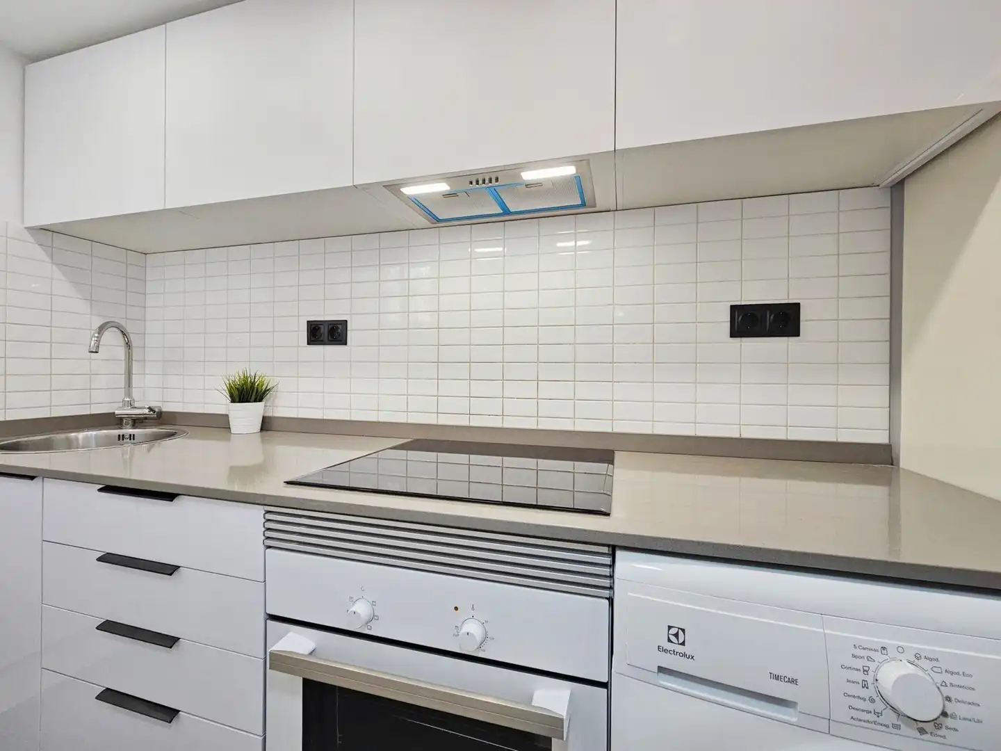 Küche von Wohnung zum Verkauf in Barcelona mit Heizung und Terrasse