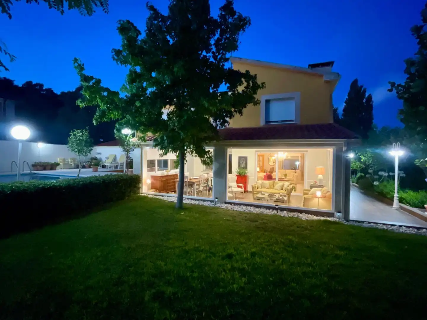Terrassa de Casa o xalet en venda en Galindo y Perahuy amb Calefacció, Jardí privat i Terrassa