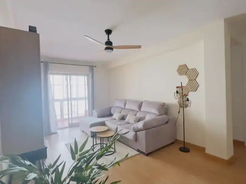 Wohnzimmer von Wohnung zur Miete in Alcalá de Henares